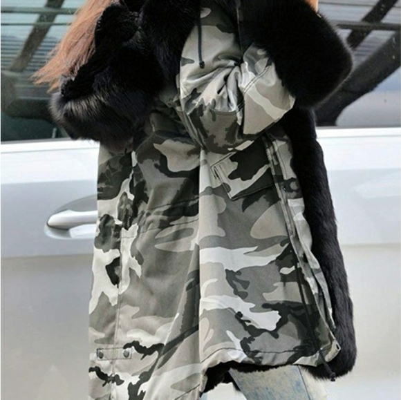 Grey camouflage hooded fur collar long sleeve - Picture 2 of 5